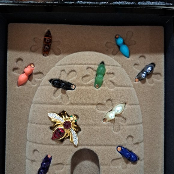 Joan Rivers Classics Collection Interchangeable Bee Pin - Picture 2 of 10